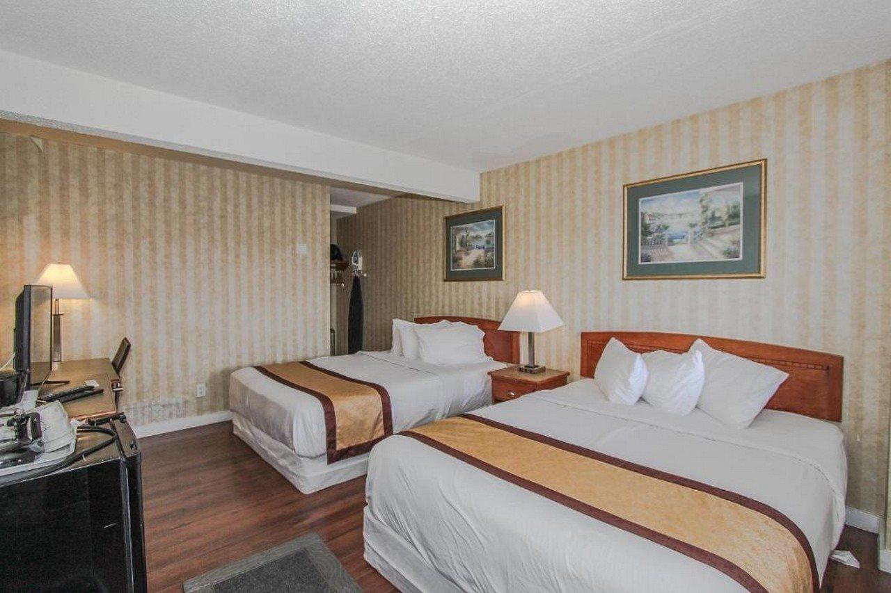 Canadas Best Value Inn Chinook Station YYC Exterior foto