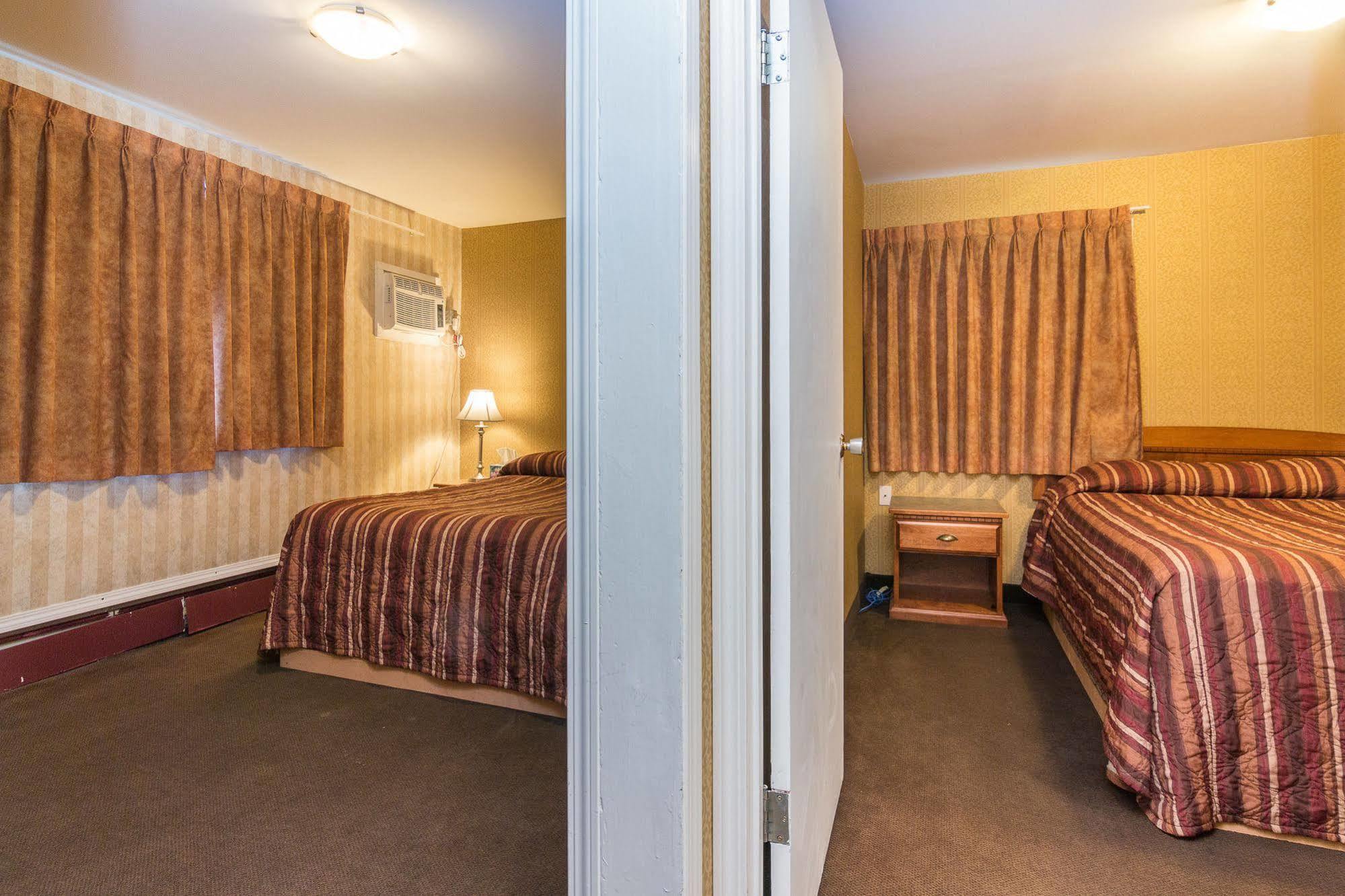 Canadas Best Value Inn Chinook Station YYC Exterior foto